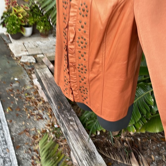 Peter Nygard, iridescent, metallic studded, ruffled, leather jacket - Picture 4 of 9